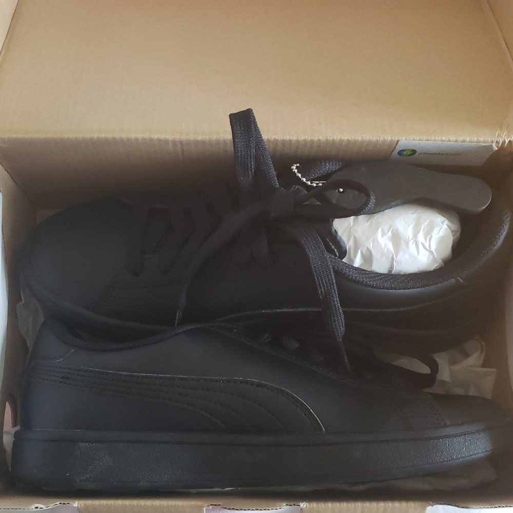 Puma Men's All-Black Sneakers